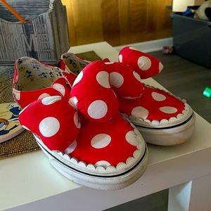 Minnie Mouse Bow Vans